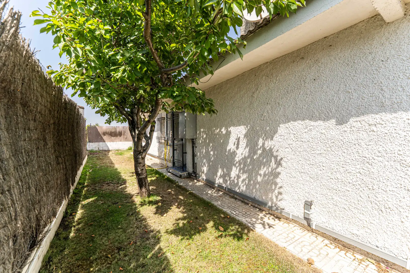 Xalet amb jardí en venda a Sevilla la Nueva, imagen 6