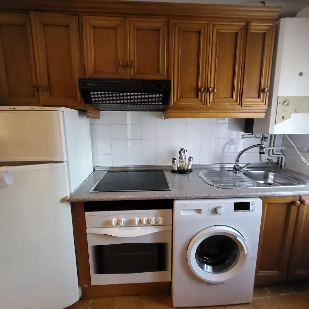 Cocina de Piso de alquiler en Ávila con Calefacción, Terraza y Amueblado