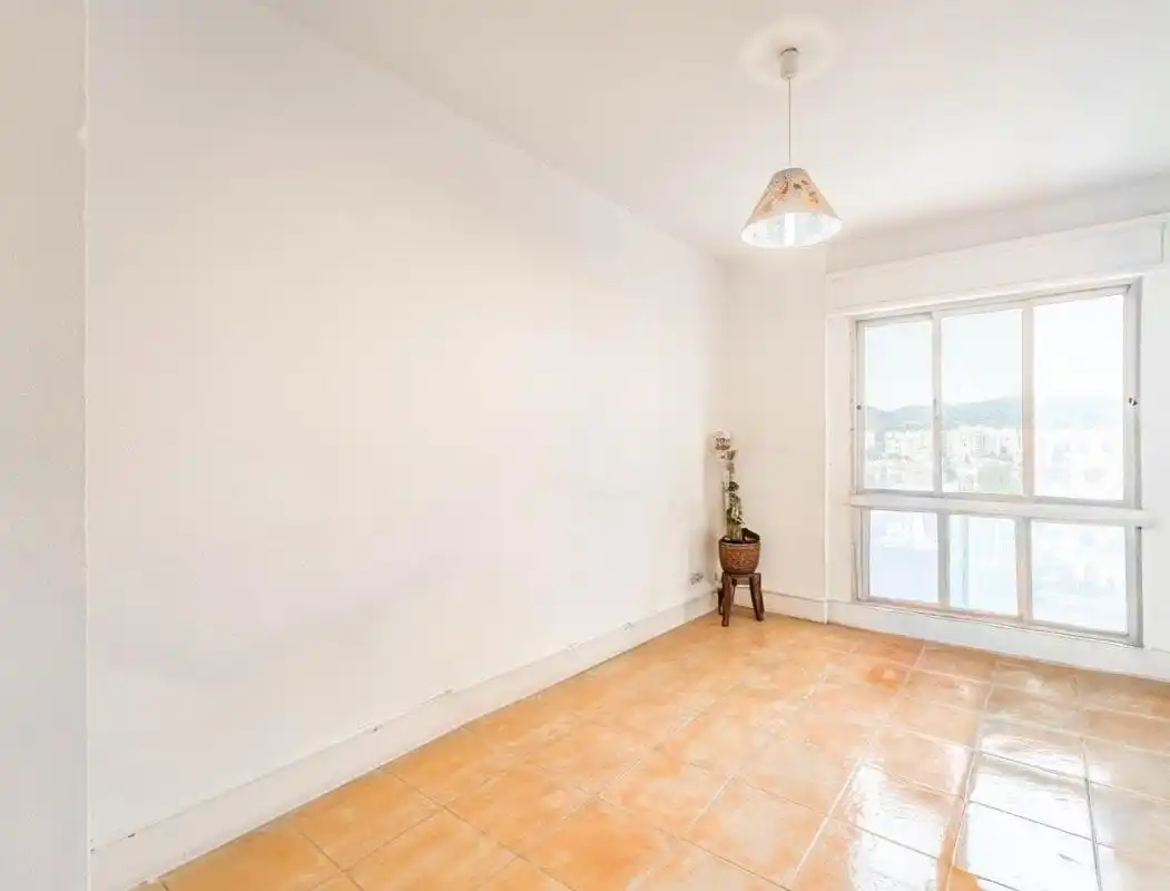 Habitación de Piso en venta en Málaga con Calefacción, Terraza y Balcón