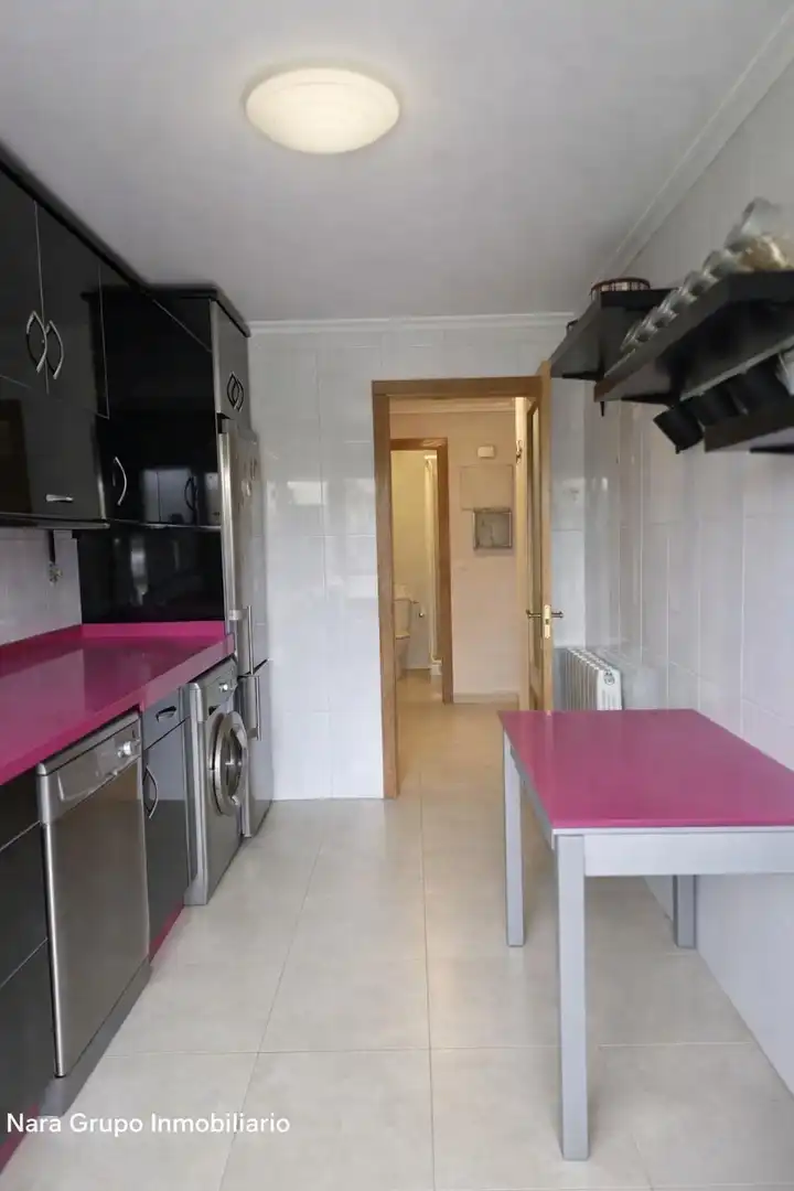 Cuina de Pis en venda en Meruelo amb Calefacció, Jardí privat i Terrassa