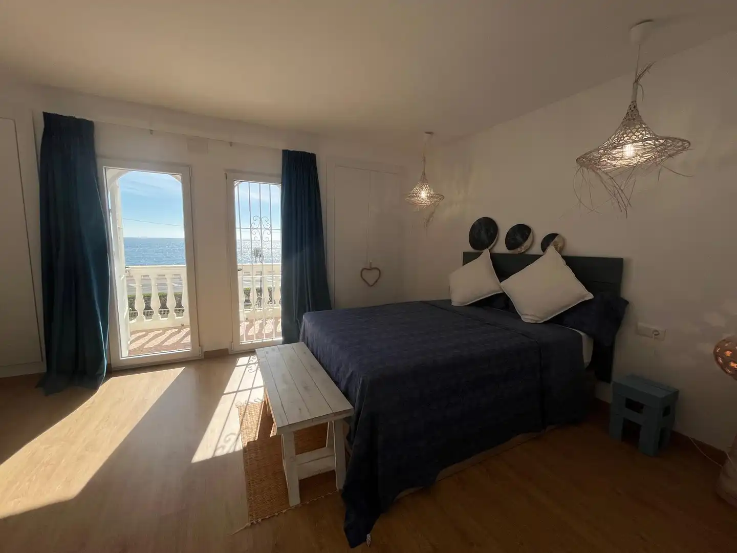 Habitación de Casa adosada de alquiler en Vélez-Málaga con Aire acondicionado, Calefacción y Jardín privado