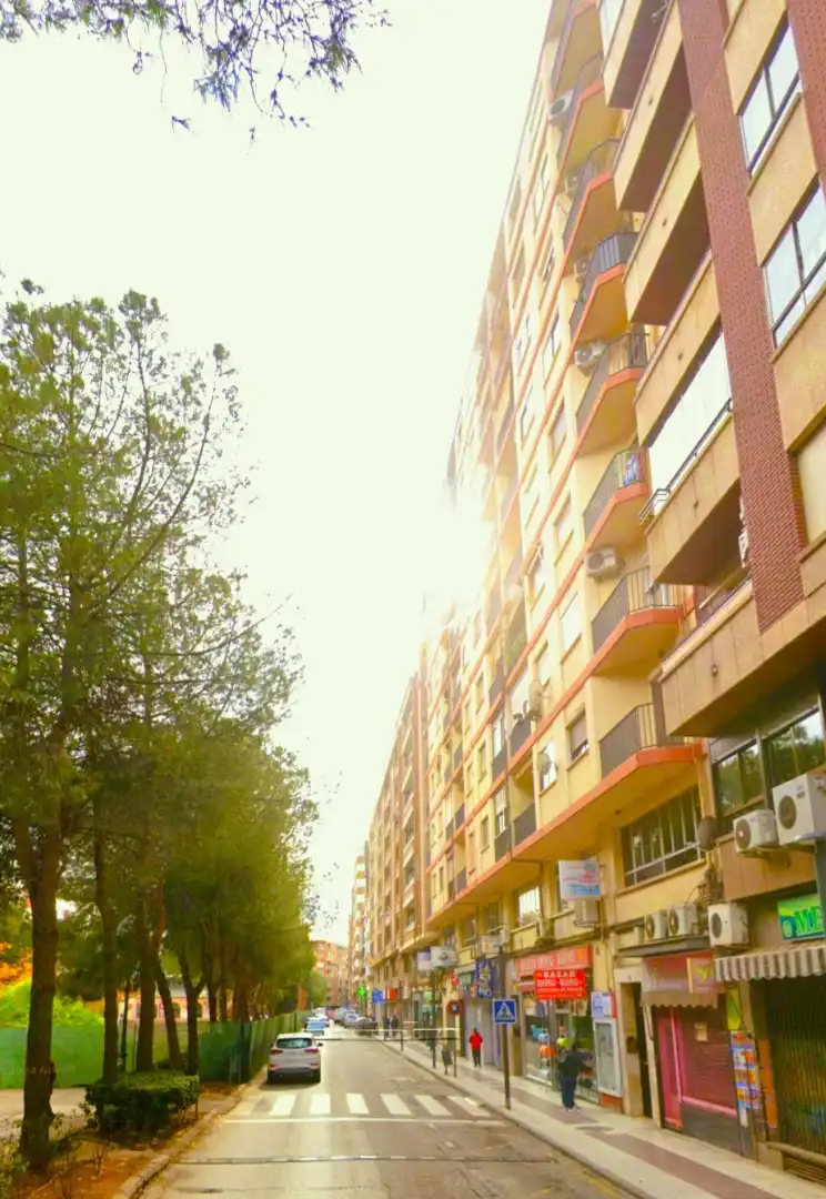 Vista exterior de Piso en venta en Puertollano con Aire acondicionado, Amueblado y Balcón
