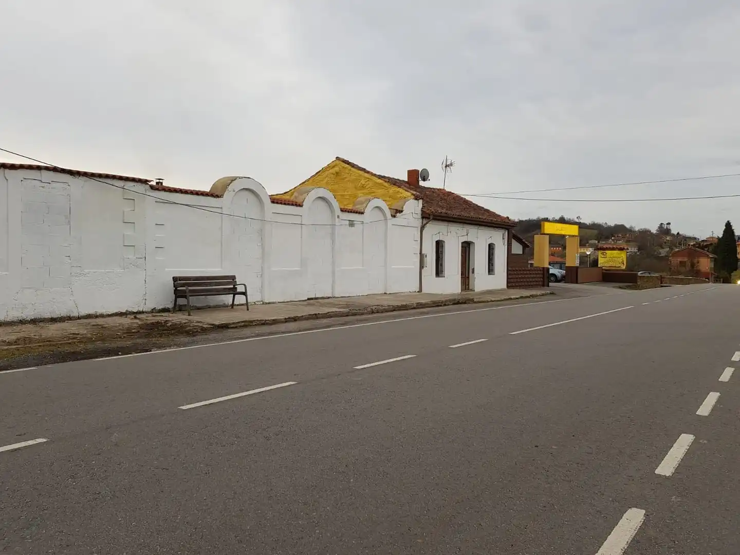 Residencial en venda a La Felguera