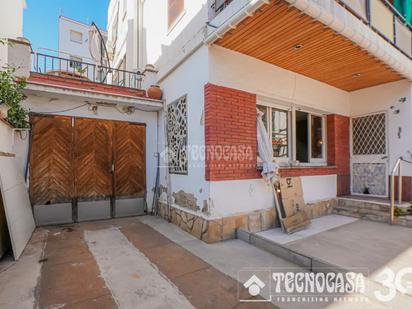 Vista exterior de Pis en venda en Premià de Mar amb Terrassa