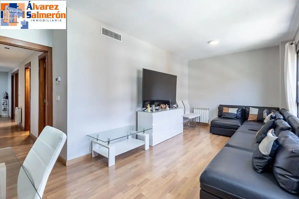Piso con piscina en venta en Calle EMIR, imagen 6