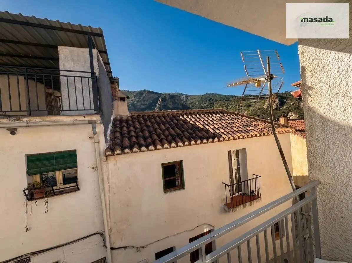 Vista exterior de Casa o chalet en venta en Quéntar con Balcón