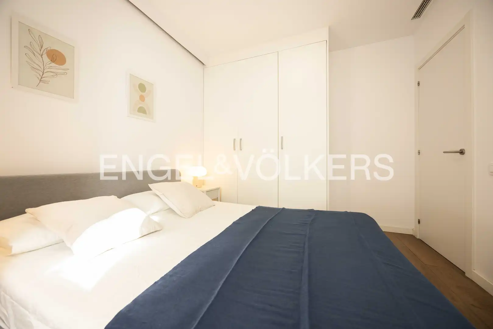 Schlafzimmer von Erdgeschoss zum Verkauf in Barcelona mit Klimaanlage, Heizung und Parkett