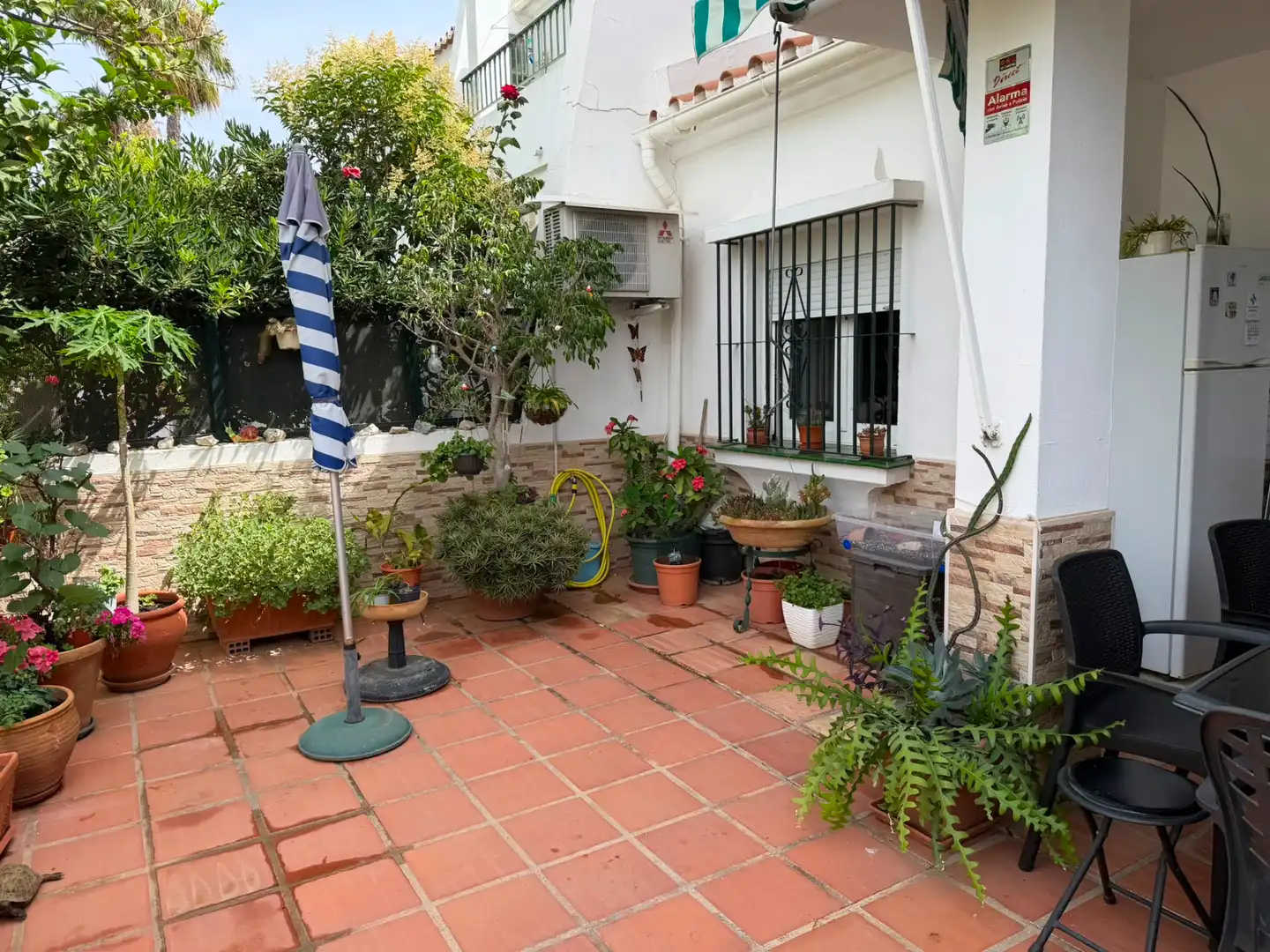 Terrassa de Casa adosada en venda en Vélez-Málaga amb Aire condicionat i Piscina comunitària