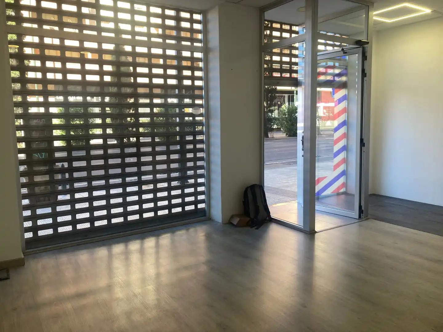 Büro zur Miete in Zaragoza mit Klimaanlage und Heizung
