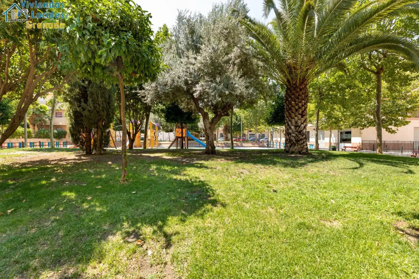 Jardí de Local en venda en Churriana de la Vega amb Aire condicionat i Moblat