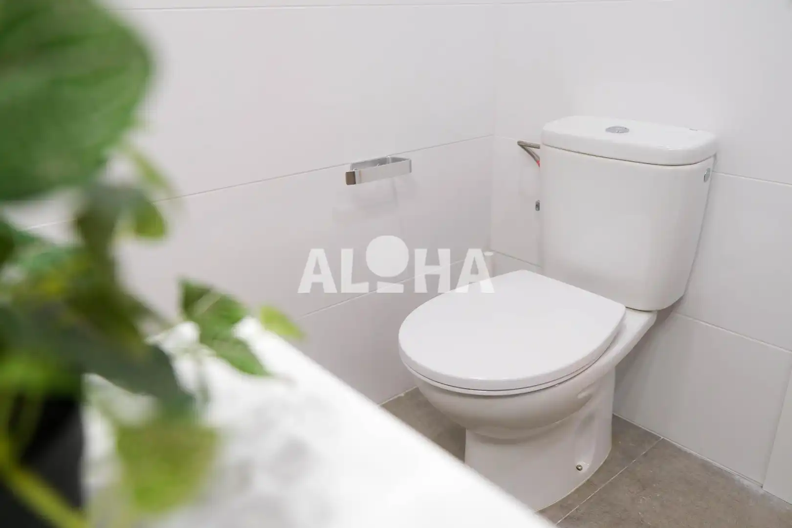 Baño de Apartamento de alquiler en Moncada con Aire acondicionado, Calefacción y Trastero