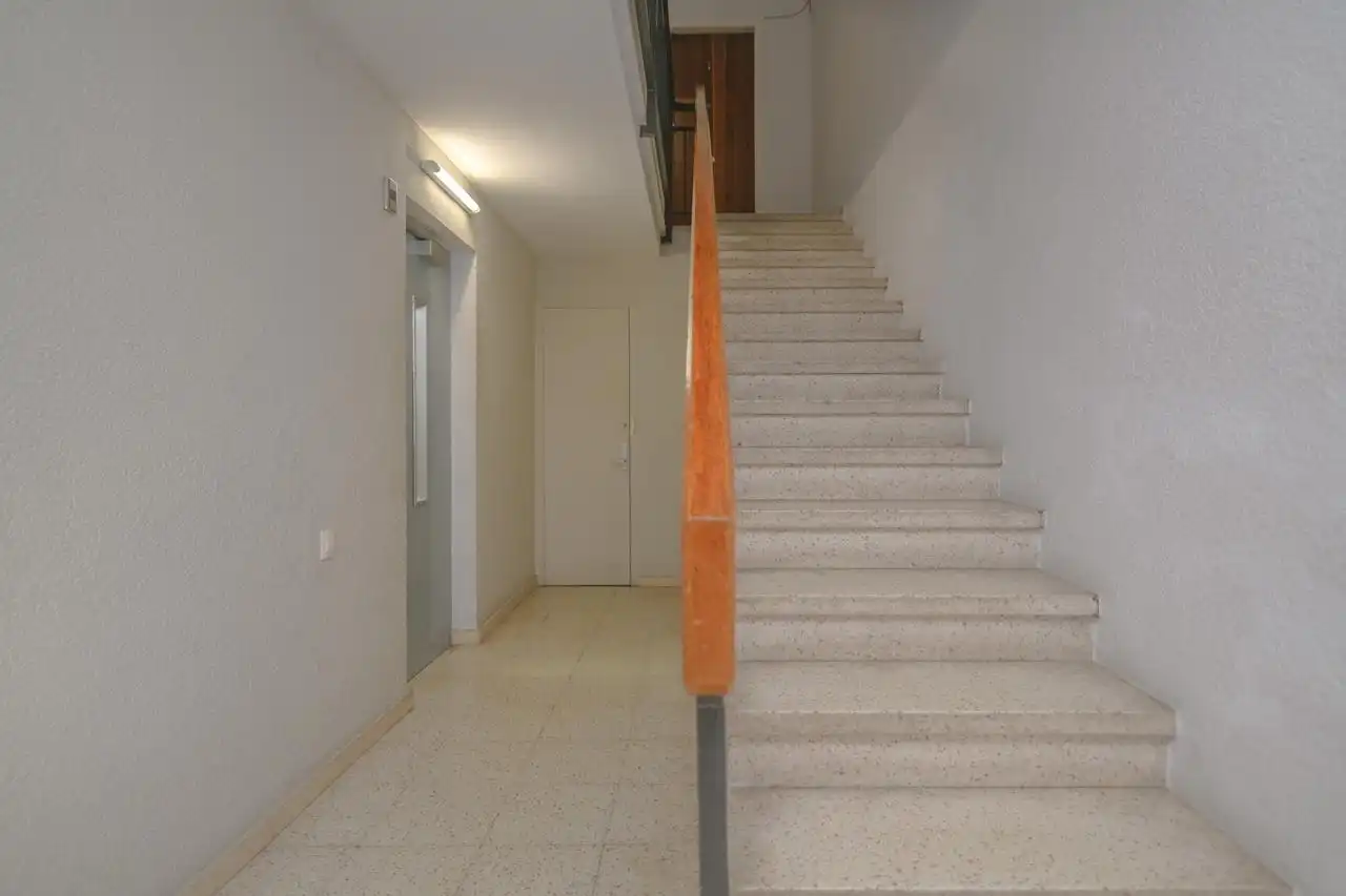 Wohnung zum Verkauf in Manresa mit Klimaanlage, Heizung und Parkett