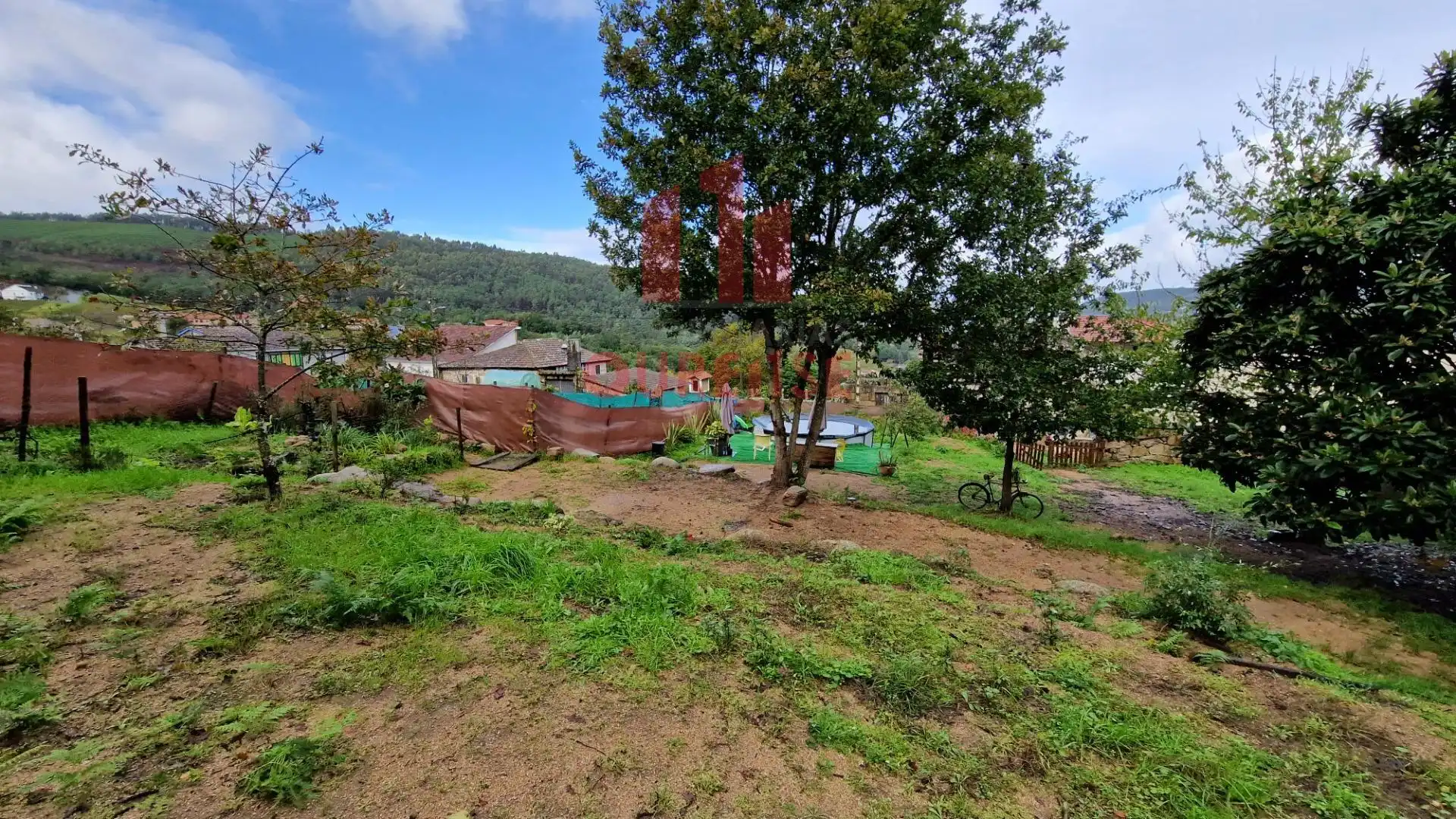 Houses for sale in Toén  with Balcony