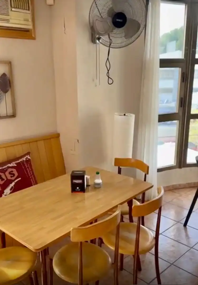 Comedor de Edificio en venta en Elda