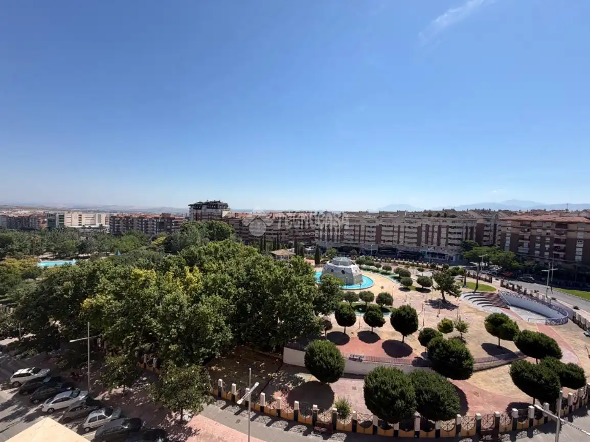 Außenansicht von Wohnung zum Verkauf in Jaén mit Terrasse