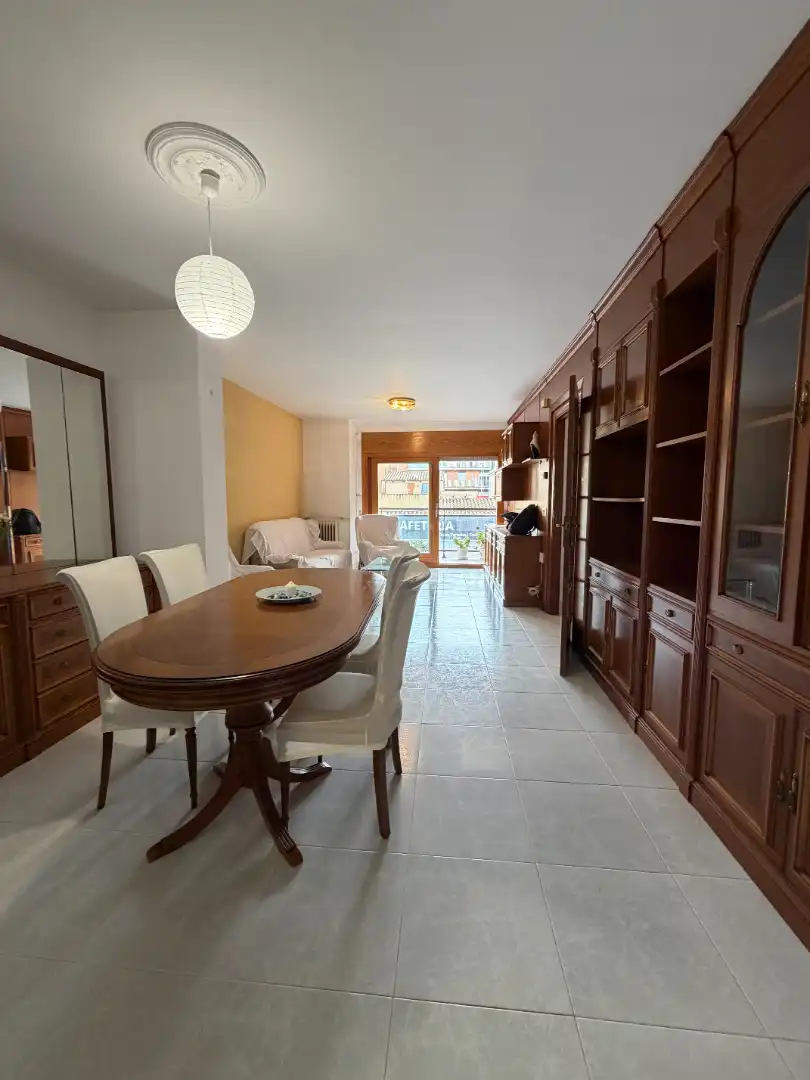 Living room of Flat for sale in Figueres  with Air Conditioner, Heating and Terrace