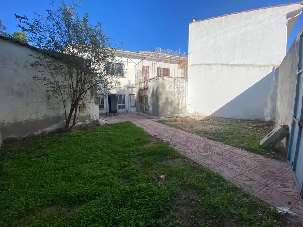 Vista exterior de Local de lloguer en Villa del Prado