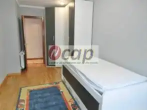 Bedroom of Flat for rent in Gijón   with Heating, Parquet flooring and Furnished