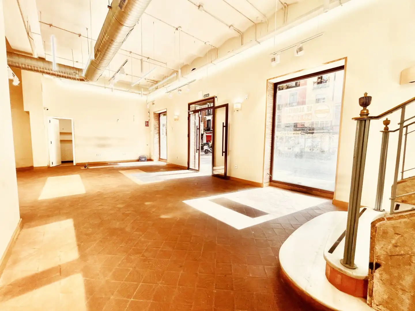 Commercial properties for rent in Calle de Toledo, 52, Palacio