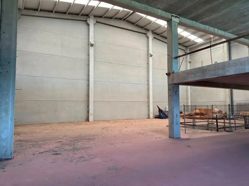 Industrial buildings for sale in Culleredo