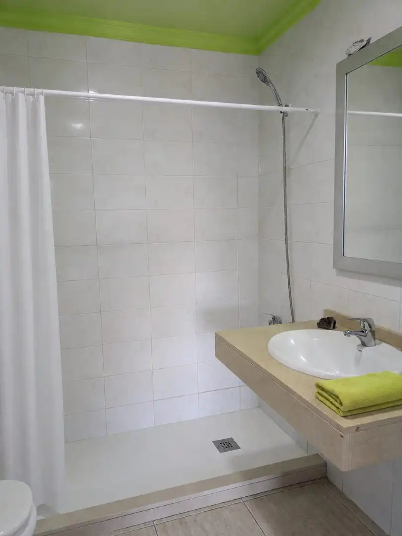 Bany de Pis en venda en Las Palmas de Gran Canaria amb Traster, Balcó i Internet