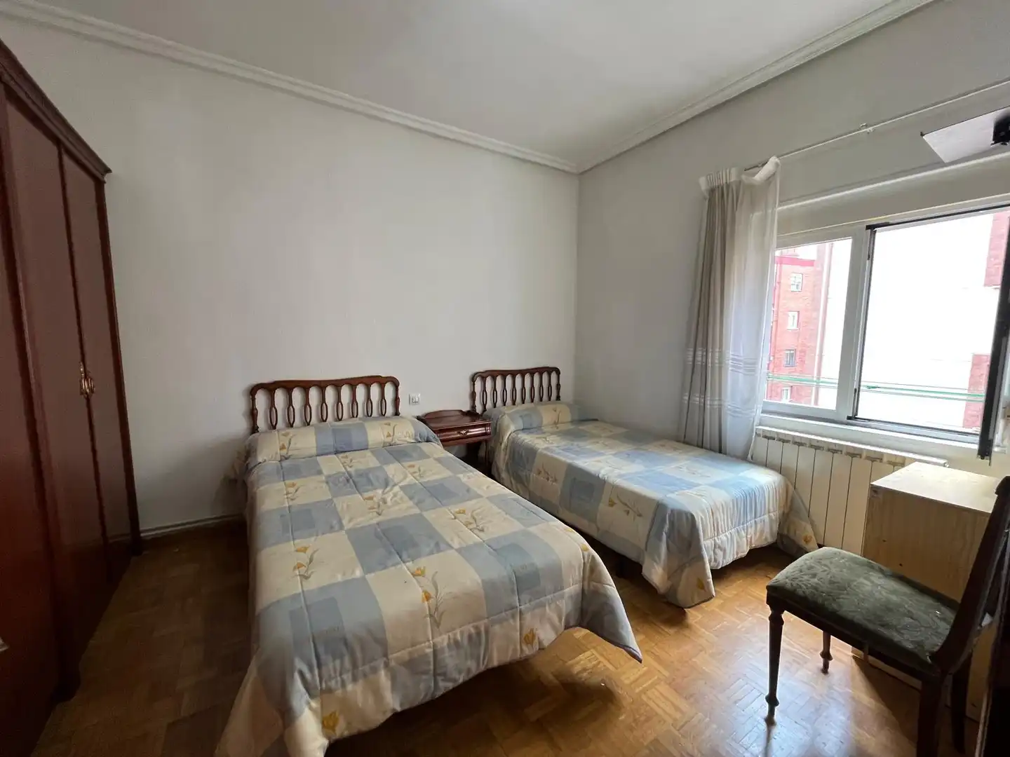 Habitación de Piso de alquiler en Valladolid con Calefacción, Amueblado y Horno