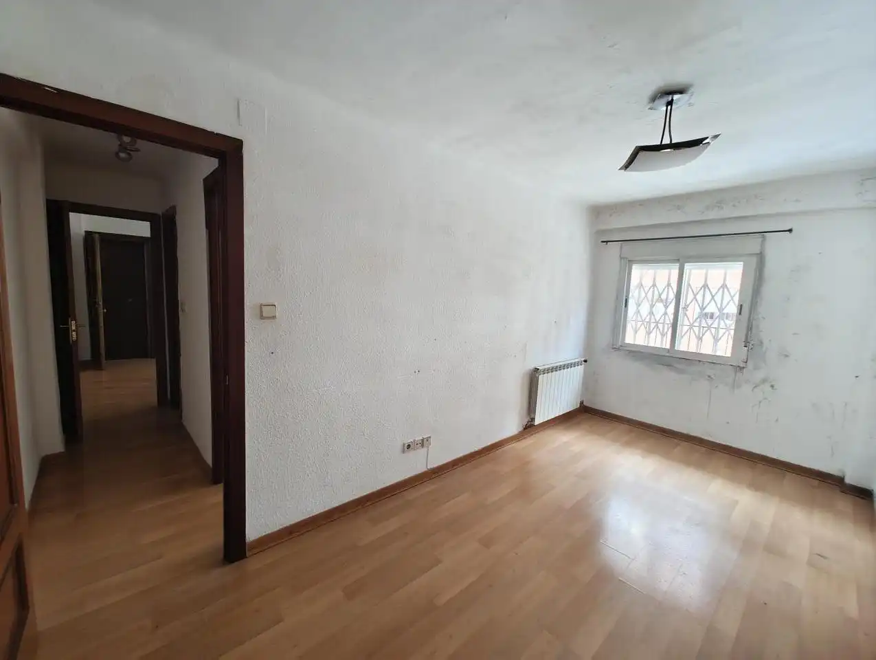 Schlafzimmer von Wohnung zum Verkauf in Madrid