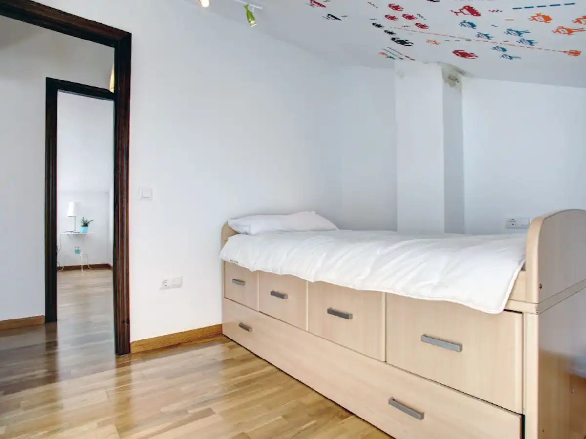 Schlafzimmer von Maisonette zur Miete in Benaocaz mit Klimaanlage, Heizung und Parkett