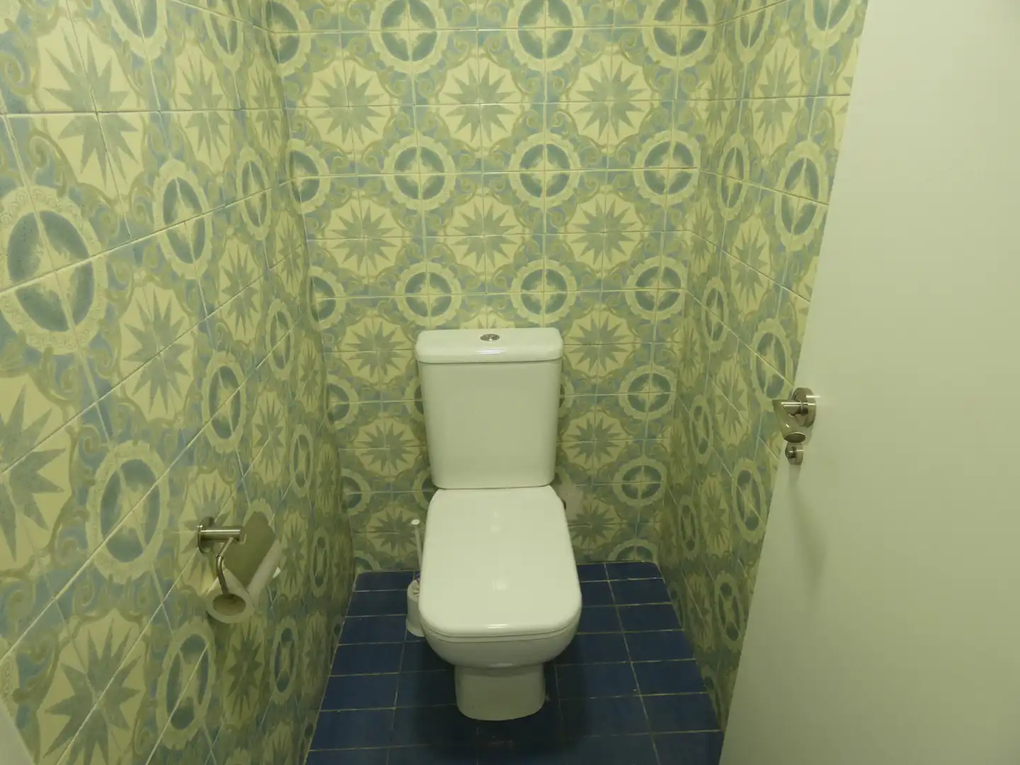 Baño de Oficina de alquiler en Barcelona con Aire acondicionado y Amueblado