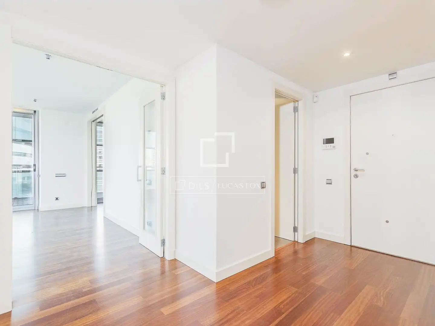 Piso en venta en Barcelona con Aire acondicionado, Calefacción y Jardín privado