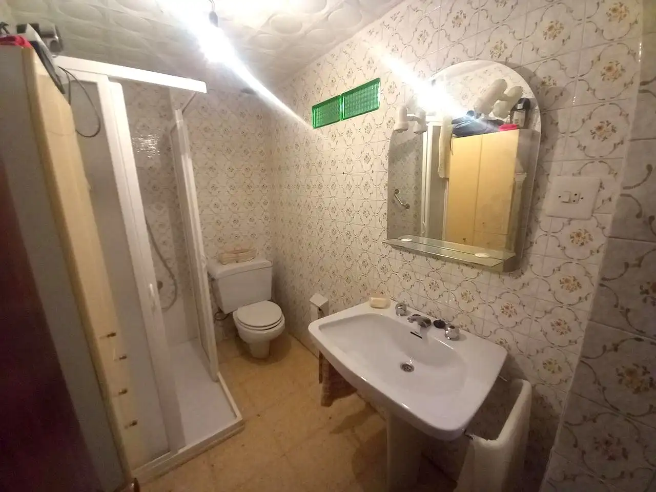 Bathroom of Houses for sale in Villanueva de Sigena