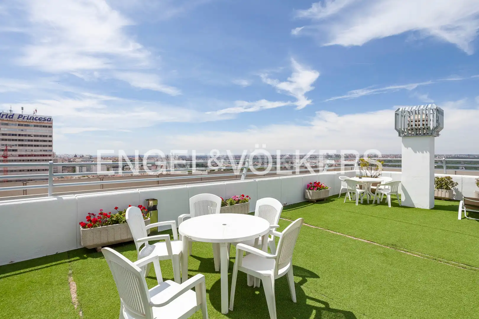 Terrasse von Wohnung zum Verkauf in Madrid mit Klimaanlage, Heizung und Terrasse