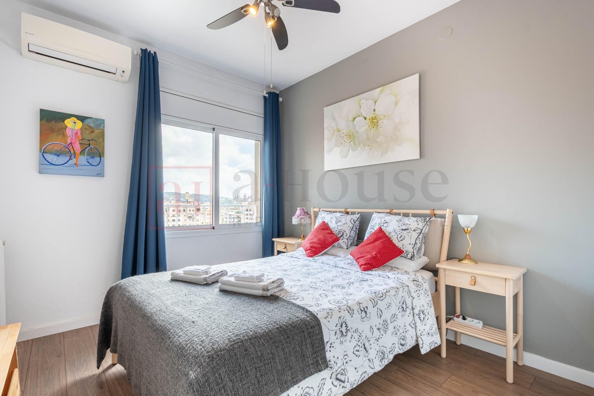 Dormitori de Àtic en venda en  Barcelona Capital amb Aire condicionat, Calefacció i Parquet