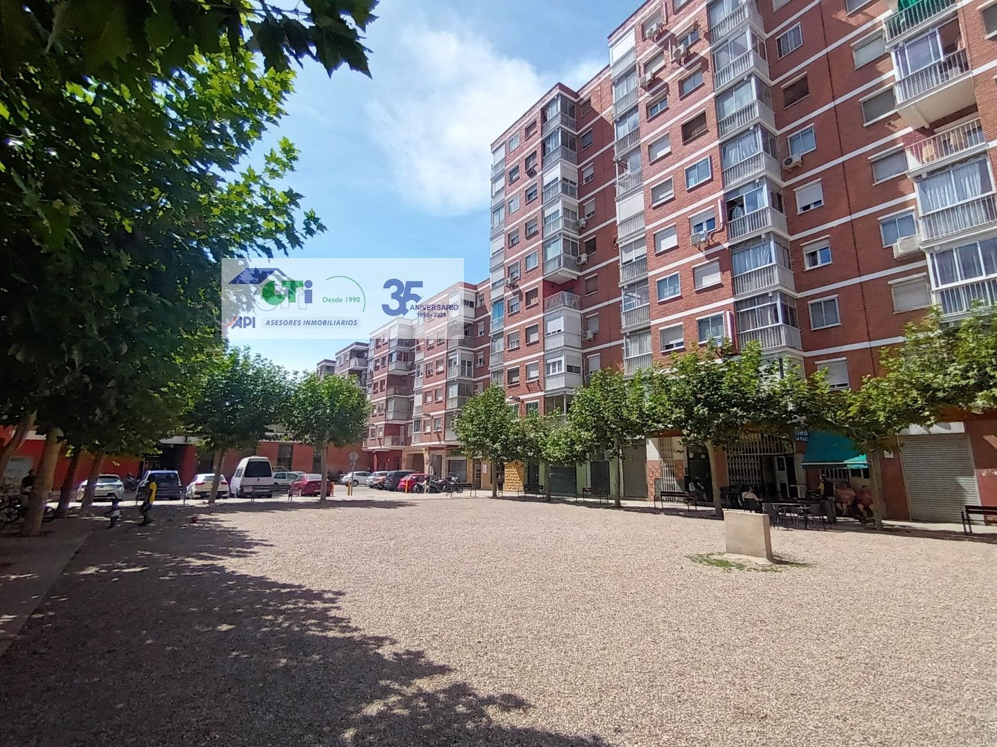 Vista exterior de Piso en venta en  Zaragoza Capital