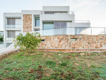 Chalet con piscina en venta en Cala Vinyes