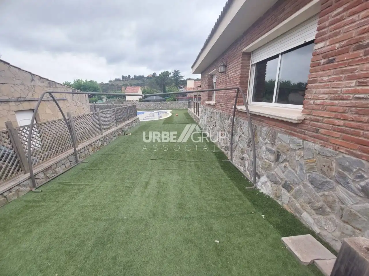 Terrassa de Casa o xalet en venda en Viladecavalls amb Aire condicionat, Calefacció i Jardí privat