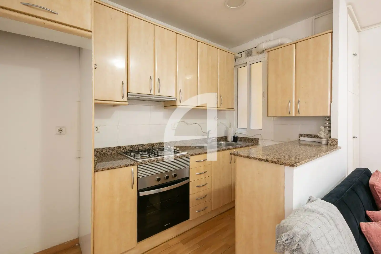 Kitchen of Flat for sale in Barcelona  with Parquet flooring and Terrace