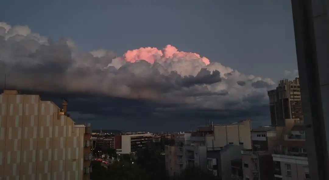 Vista exterior de Ático en venta en Esplugues de Llobregat con Aire acondicionado, Calefacción y Terraza