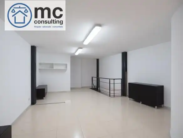 Local de lloguer a Centre