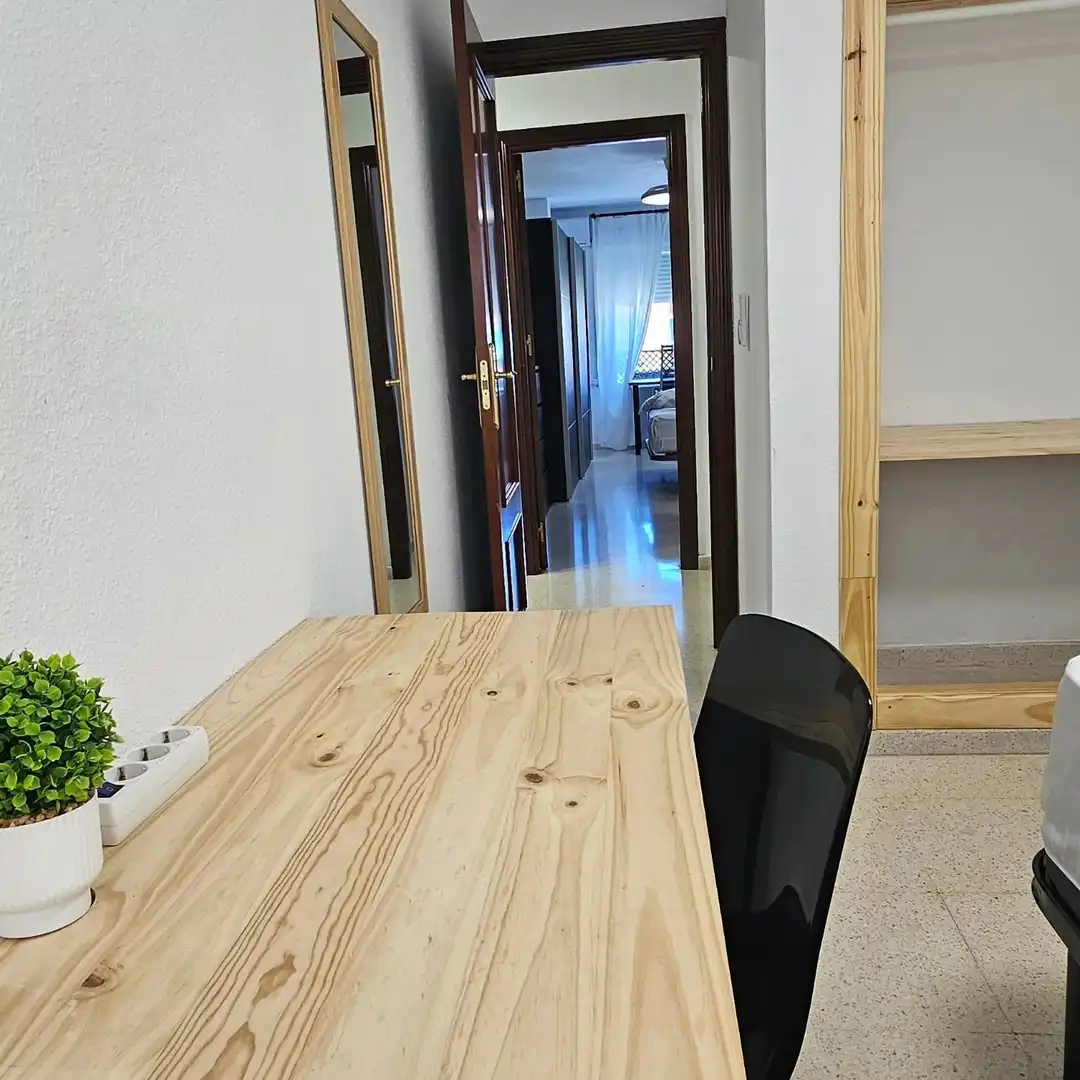 Flat with terrace to rent in Calle Padre Claret, imagen 13