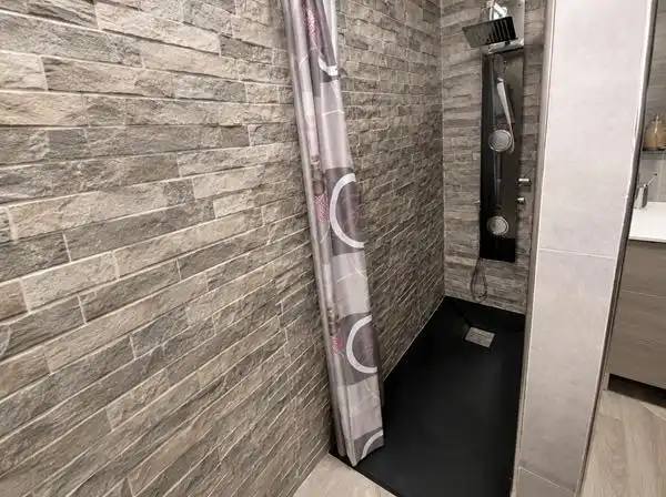 Baño de Casa adosada en venta en Manilva con Aire acondicionado, Calefacción y Terraza