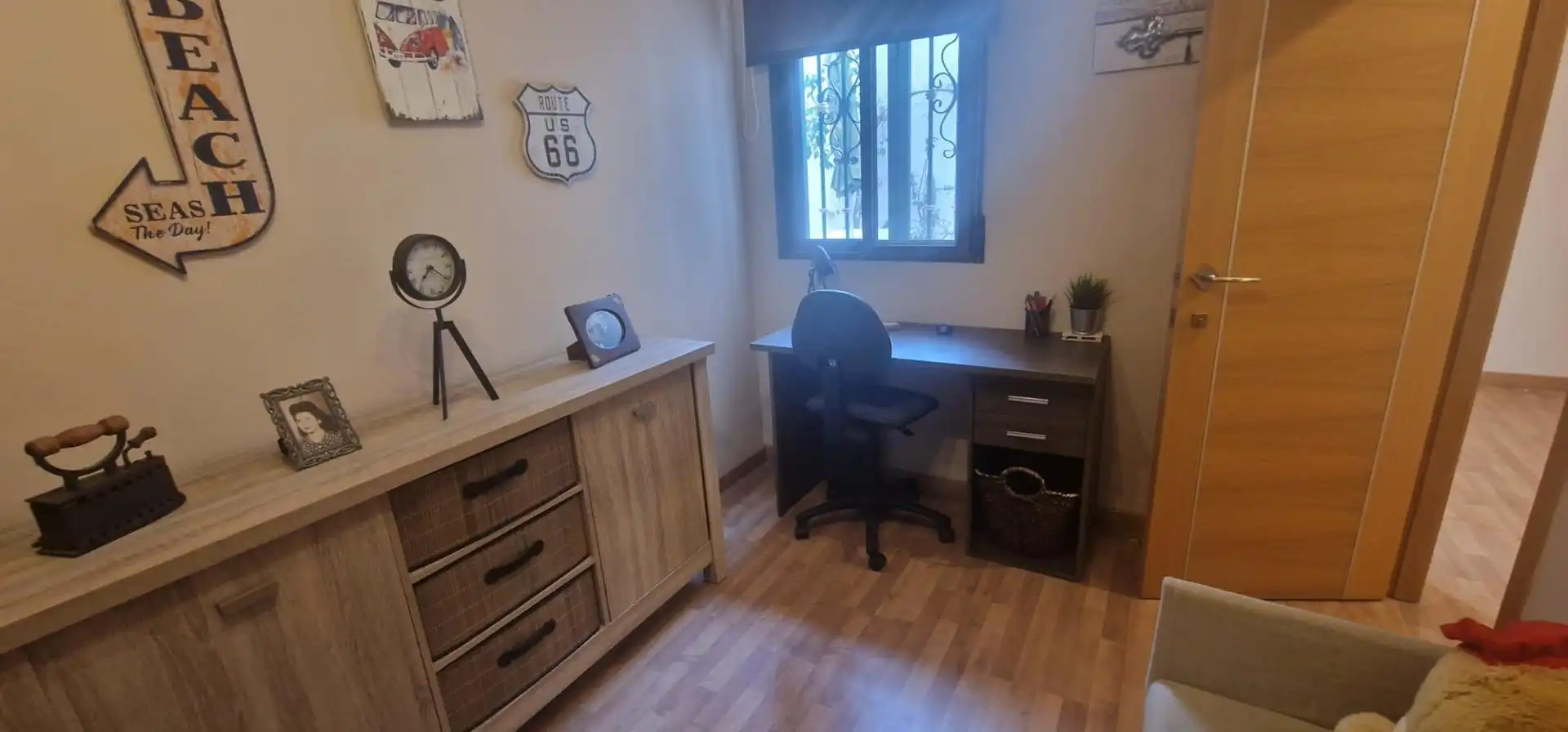 Schlafzimmer von Erdgeschoss zum Verkauf in Xirivella mit Klimaanlage, Terrasse und Abstellraum