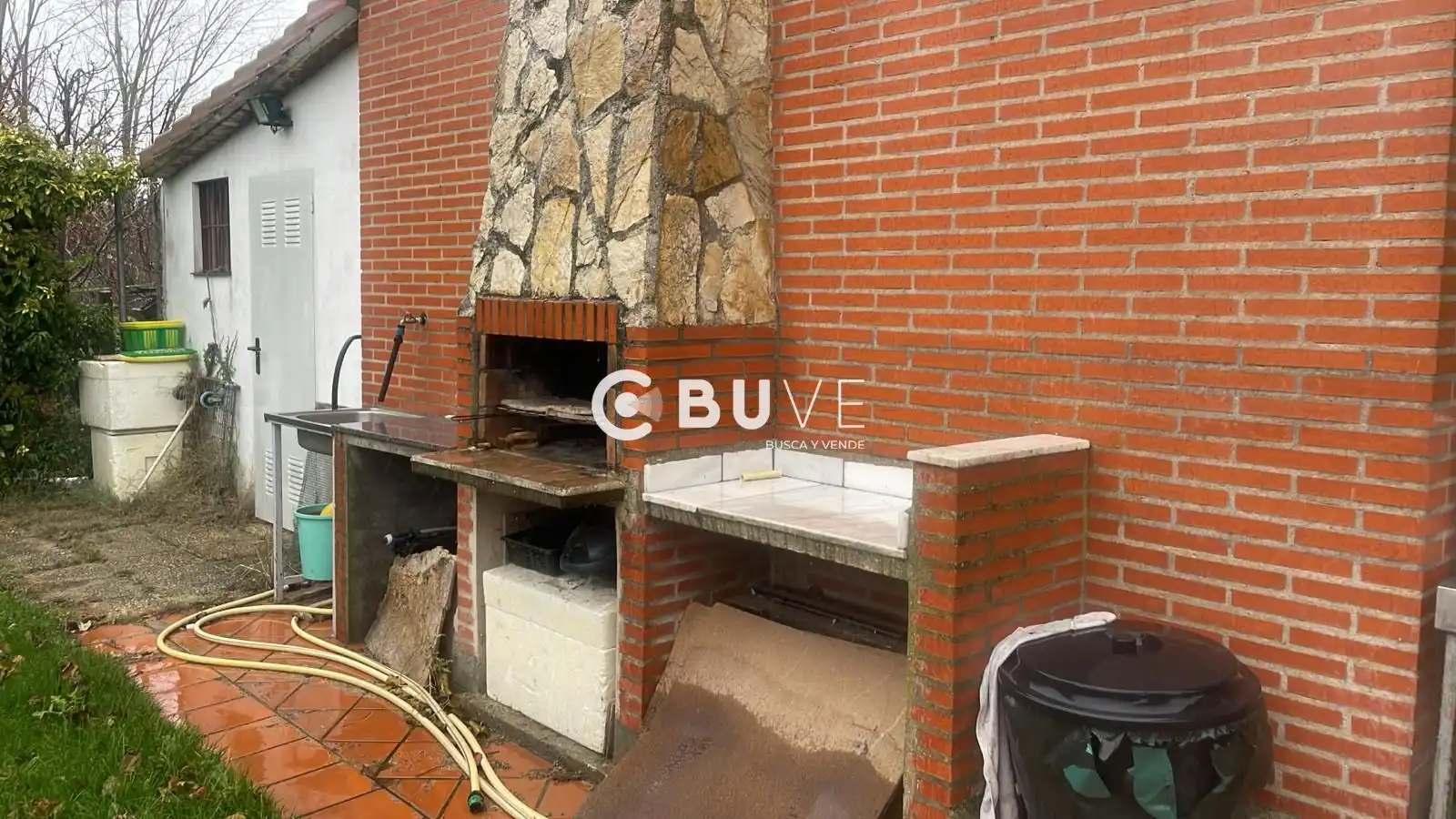 Casa o xalet en venda en Tudela de Duero amb Traster i Moblat