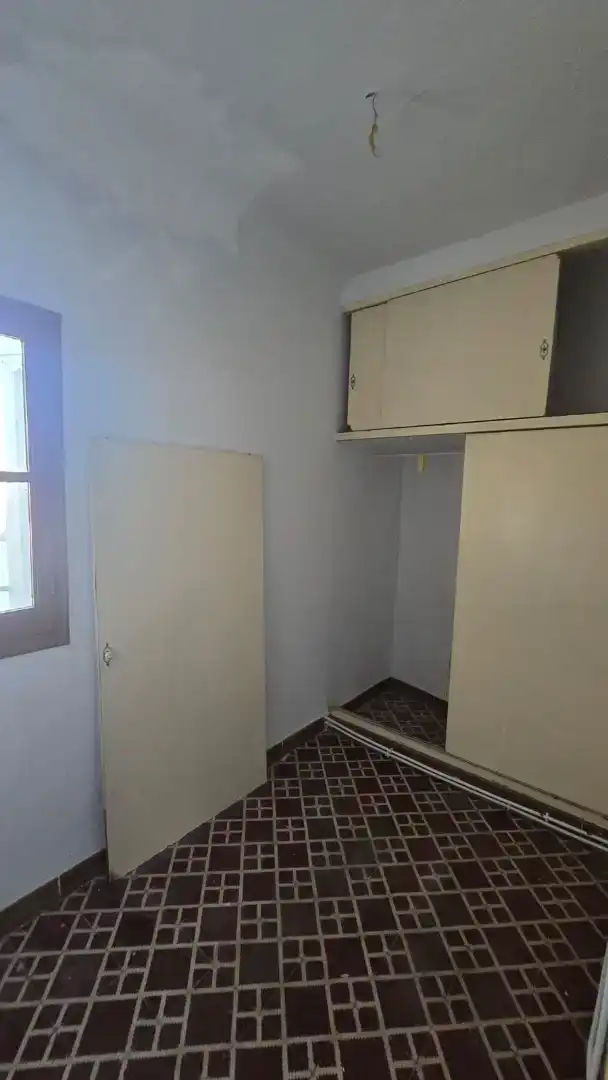 Piso en venta en Mora con Balcón