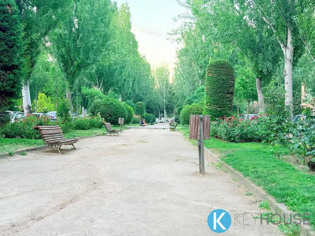 Vista exterior de Planta baixa en venda en San Fernando de Henares amb Calefacció i Internet