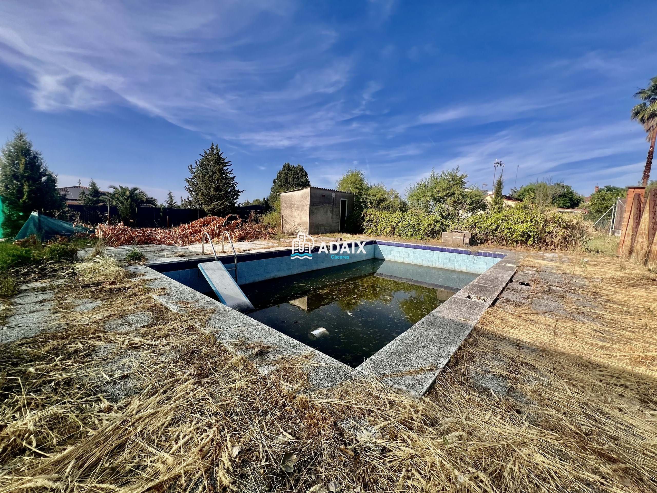 Piscina de Residencial en venda en Malpartida de Cáceres