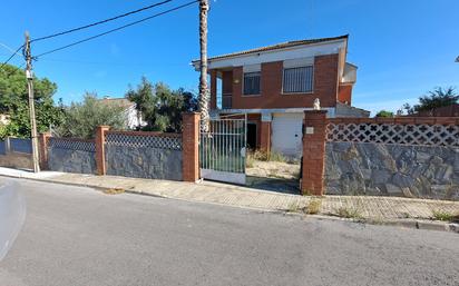 Vista exterior de Casa o xalet en venda en Masquefa amb Jardí privat, Terrassa i Traster