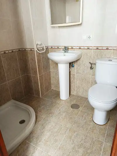 Baño de Apartamento en venta en Fuengirola con Aire acondicionado y Calefacción