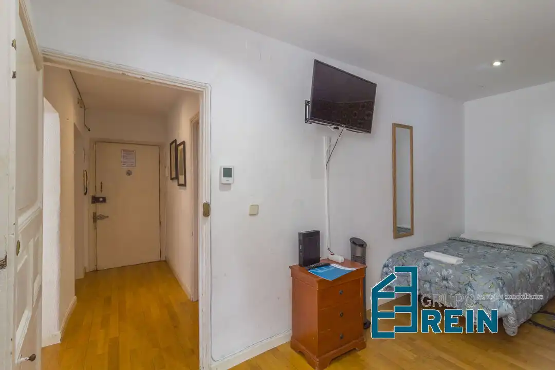 Schlafzimmer von Wohnung zum Verkauf in Madrid mit Klimaanlage und Heizung