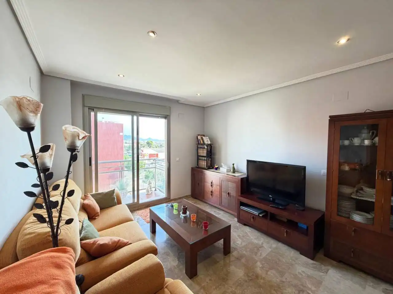 Sala de estar de Piso en venta en Almazora / Almassora con Aire acondicionado, Trastero y Amueblado